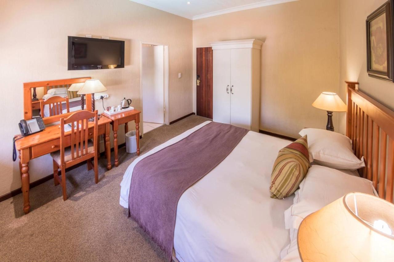 Constantia Hotel And Conference Centre 米德兰 外观 照片