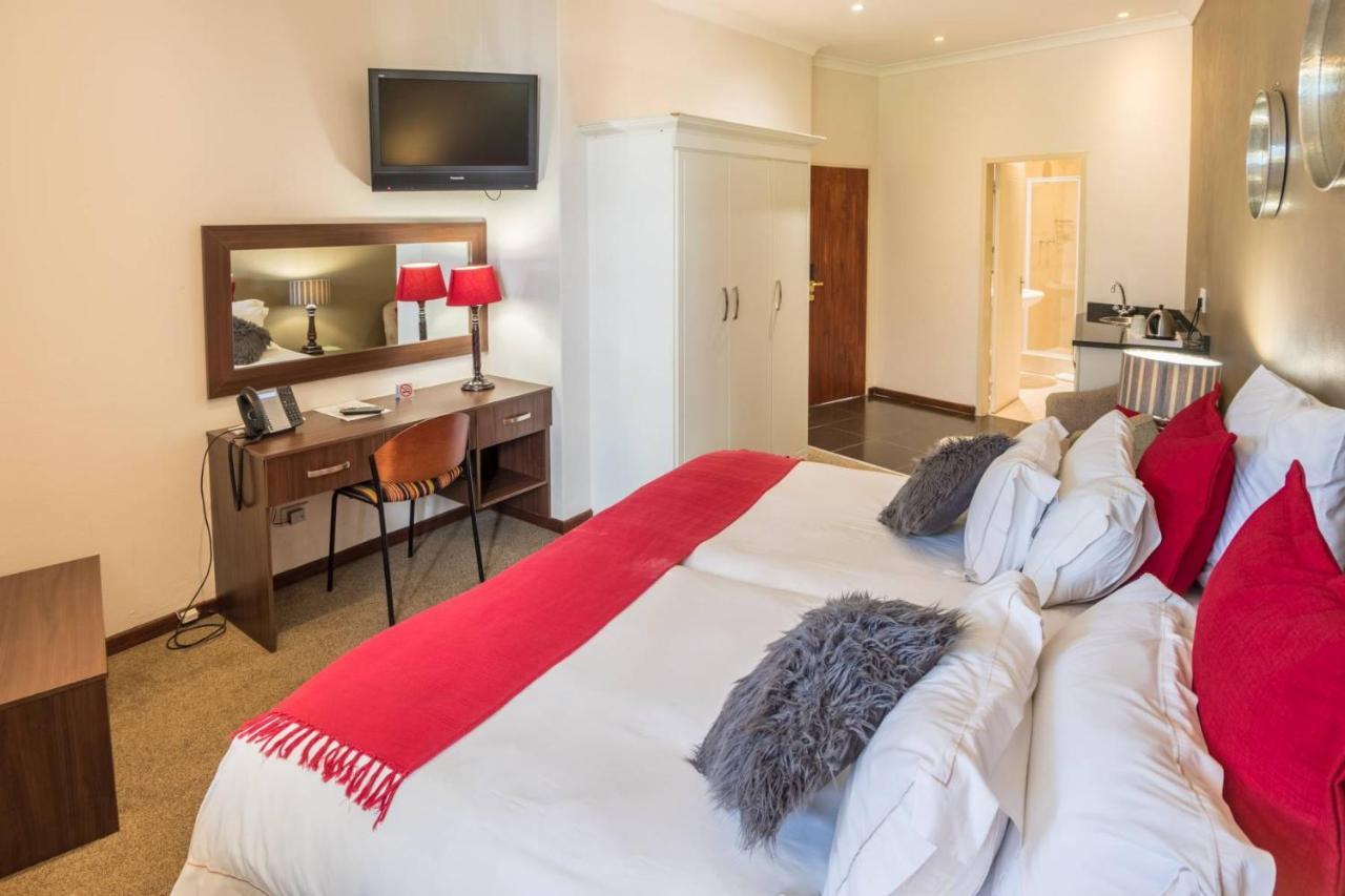 Constantia Hotel And Conference Centre 米德兰 外观 照片